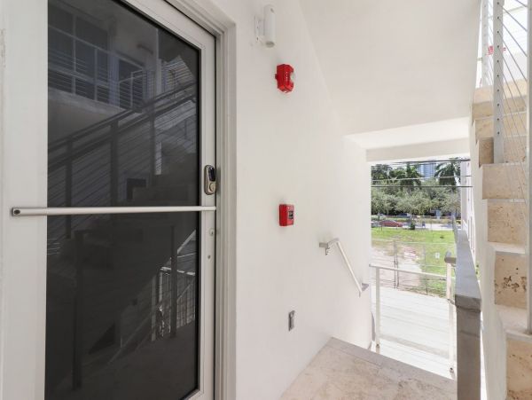 Miami Beach Home 1007056