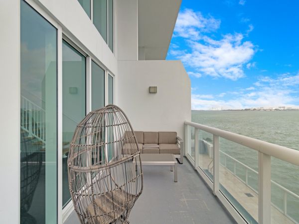 Miami Beach Home 1007057