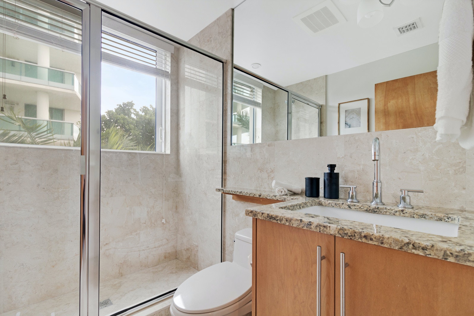 Miami Beach Home 1007057