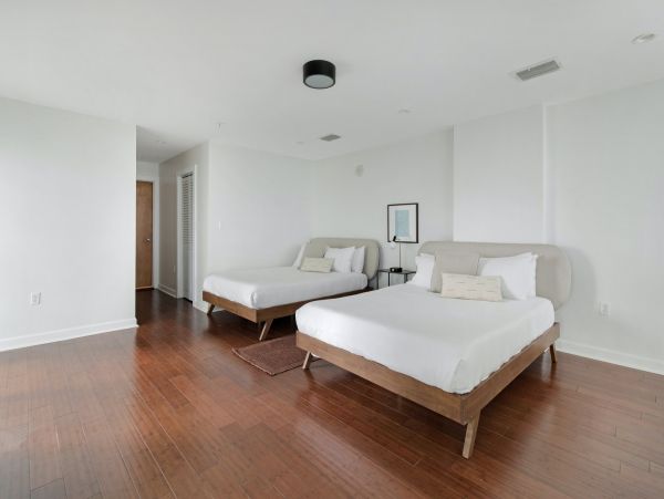 Miami Beach Home 1007057