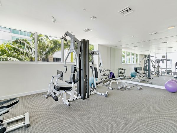 Miami Beach Home 1007057