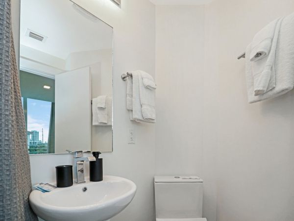Miami Beach Home 1007062