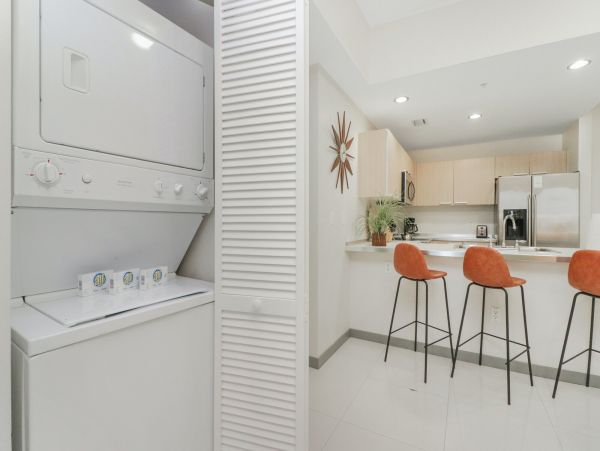 Miami Beach Home 1007065