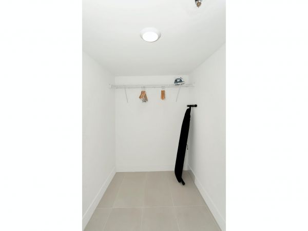 Miami Beach Home 1007067