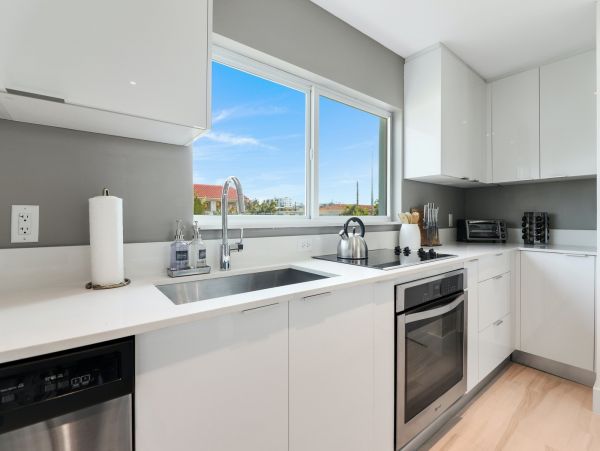 Miami Beach Home 1007069