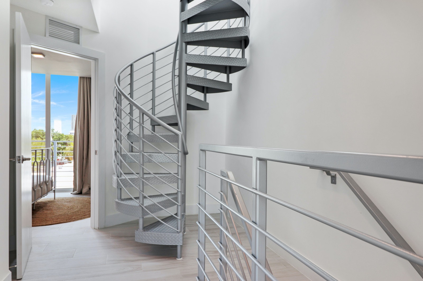Miami Beach Home 1007069