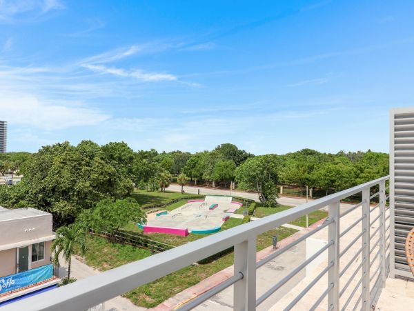 Miami Beach Home 1007069