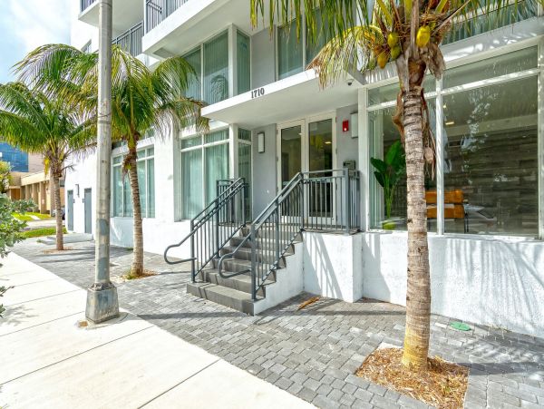 Miami Beach Home 1007070