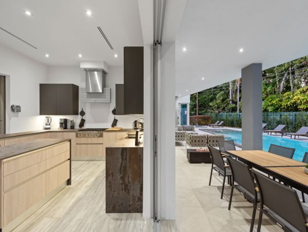 Miami Beach Home 1007072