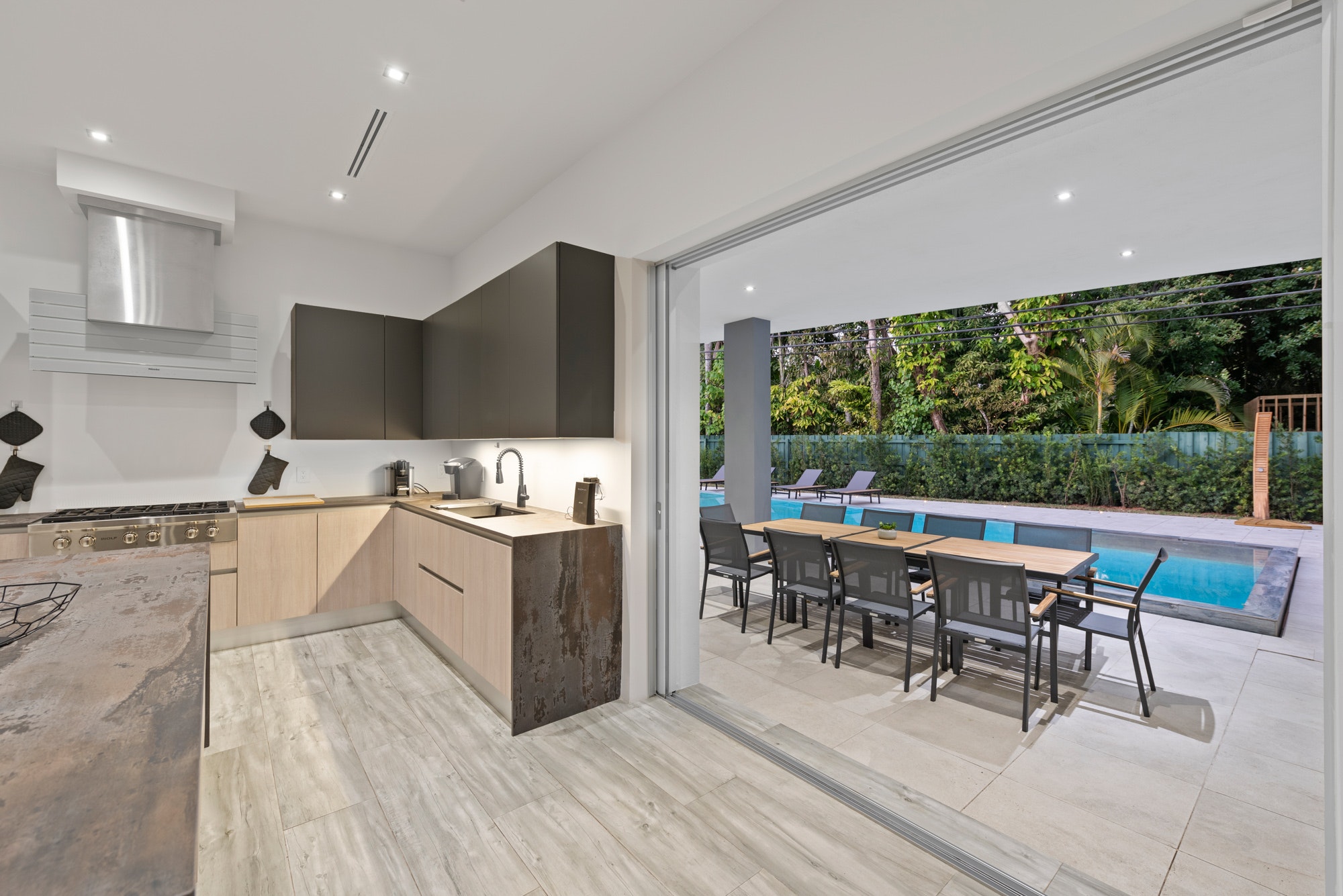 Miami Beach Home 1007072