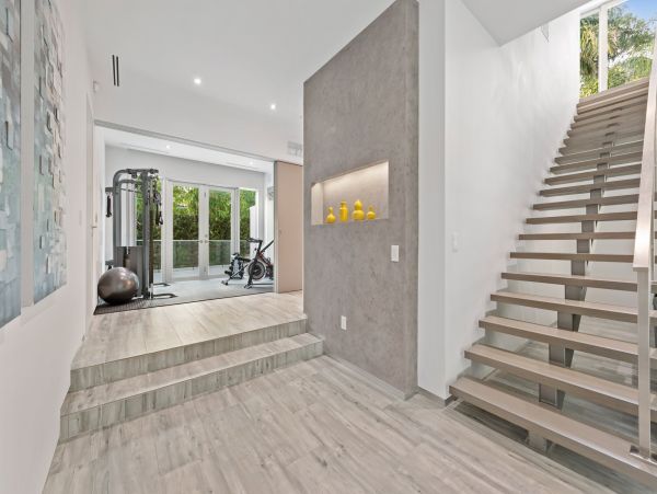 Miami Beach Home 1007072
