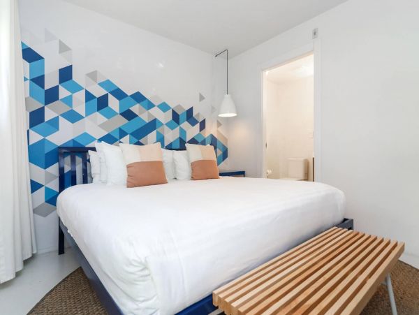 Miami Beach Home 1007075