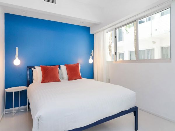 Miami Beach Home 1007075