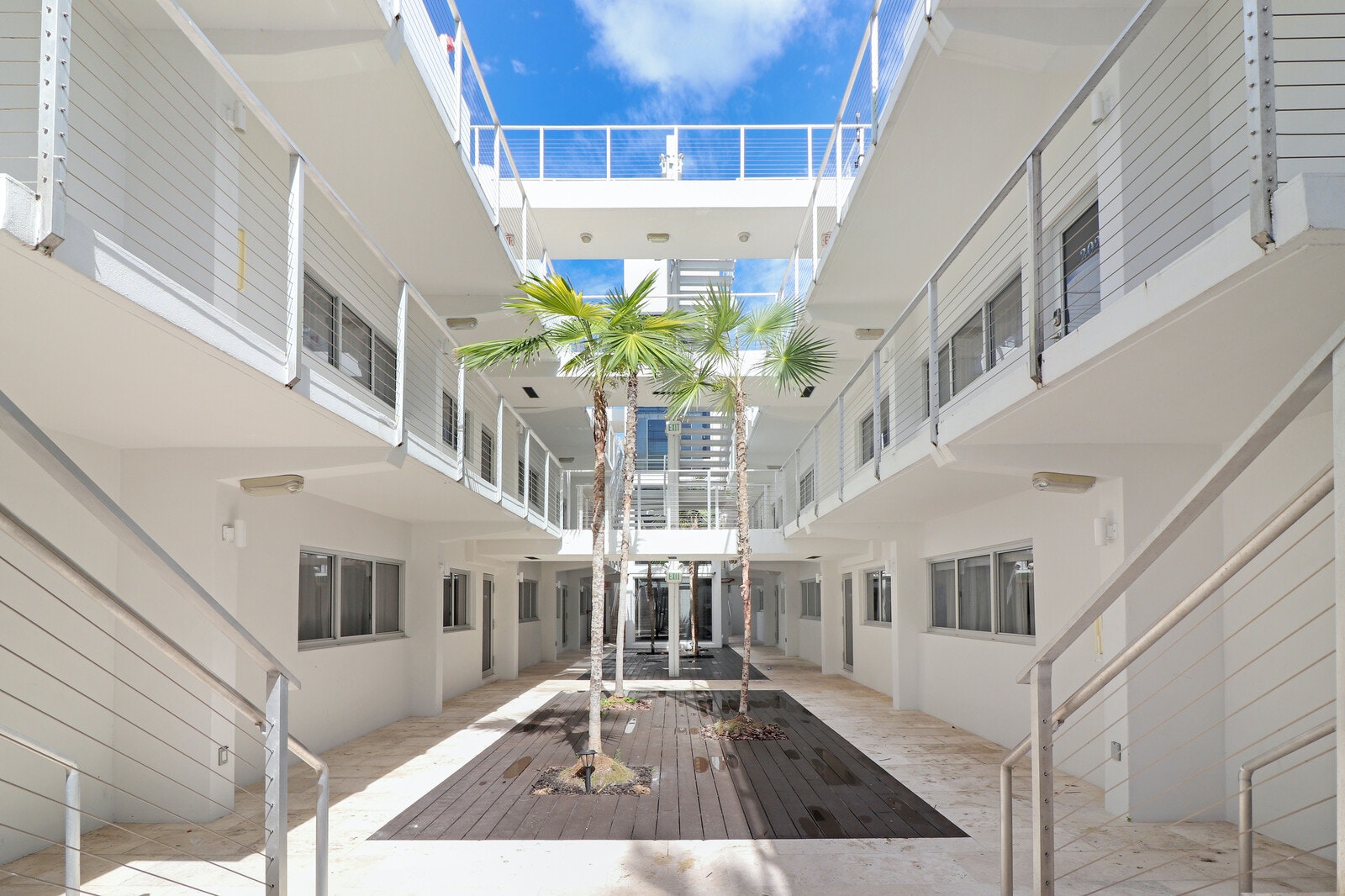 Miami Beach Home 1007075