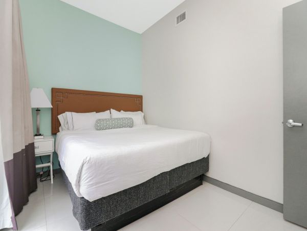 Miami Beach Home 1007076