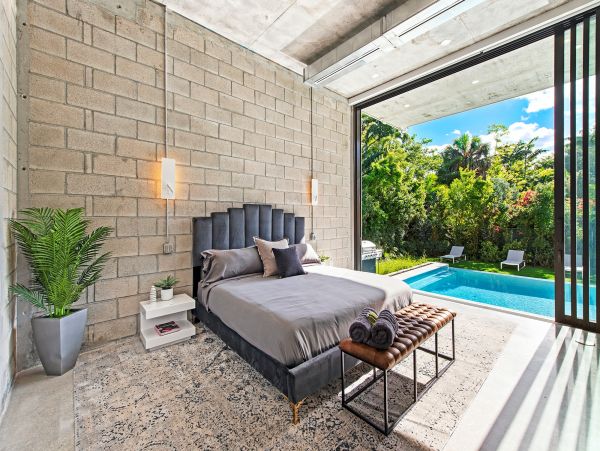 Miami Beach Home 1007077