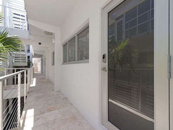Miami Beach Home 1007079