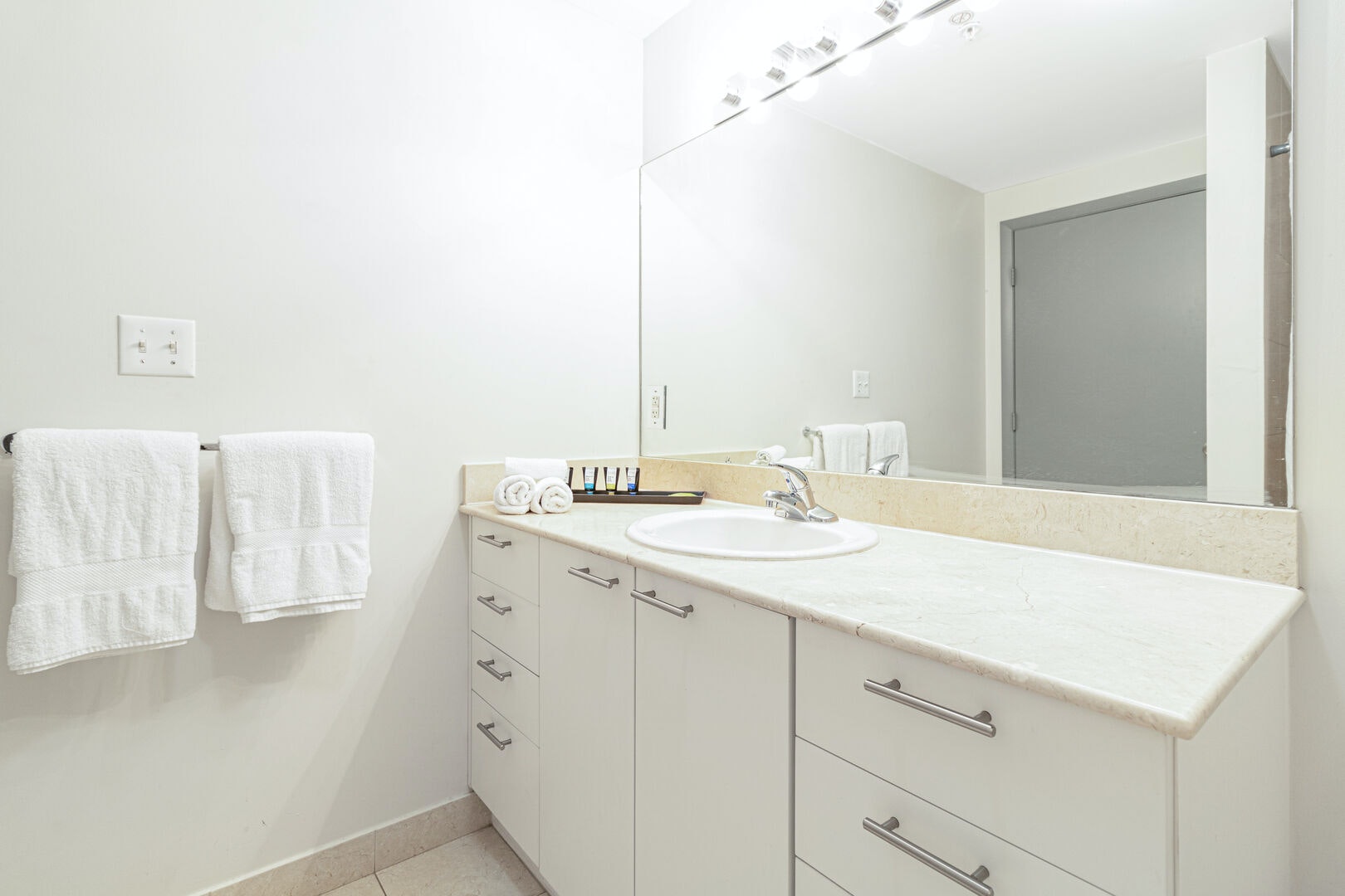 Miami Beach Home 1007080