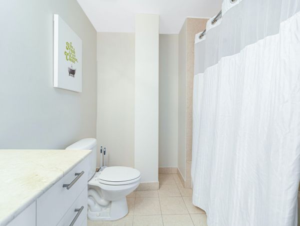 Miami Beach Home 1007080