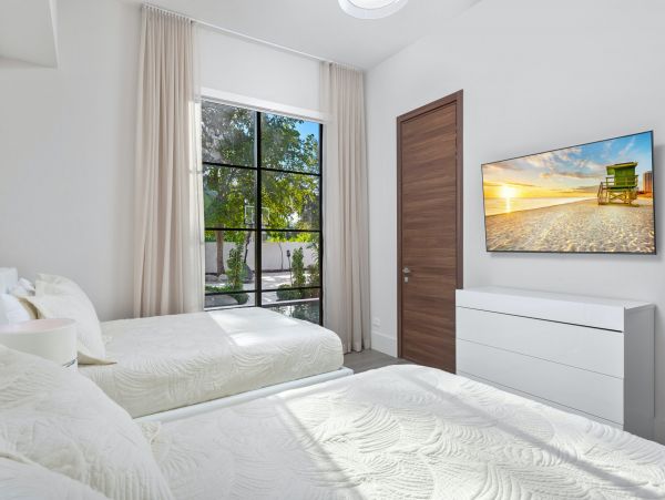 Miami Beach Home 1007085