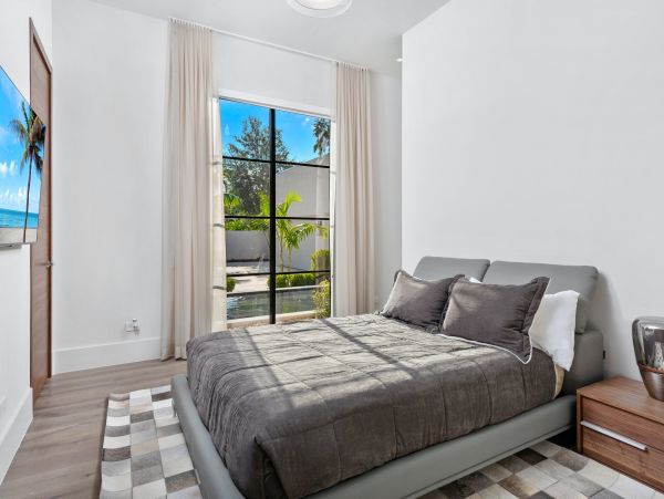 Miami Beach Home 1007085