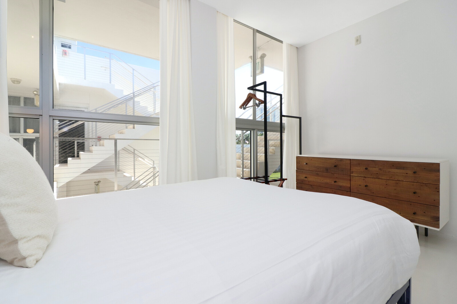 Miami Beach Home 1007090