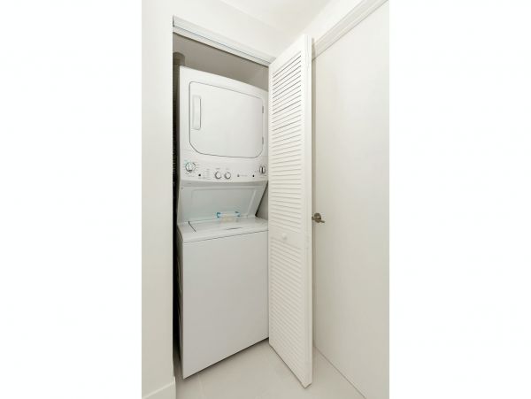 Miami Beach Home 1007094