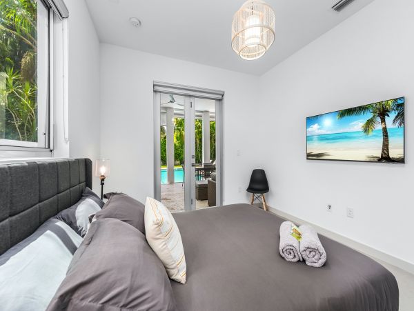 Miami Beach Home 1007100