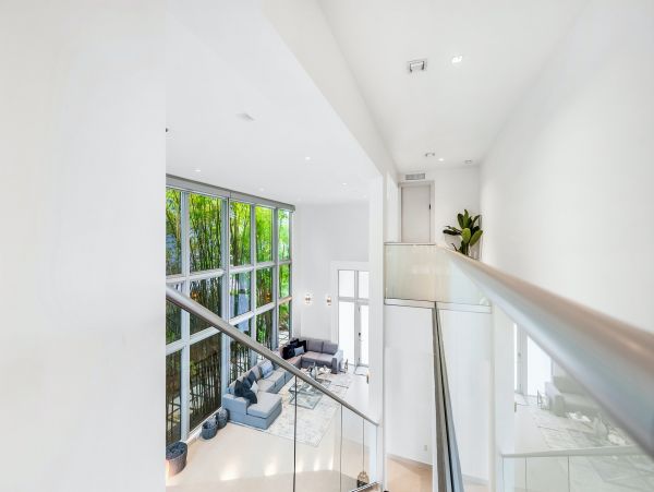 Miami Beach Home 1007100