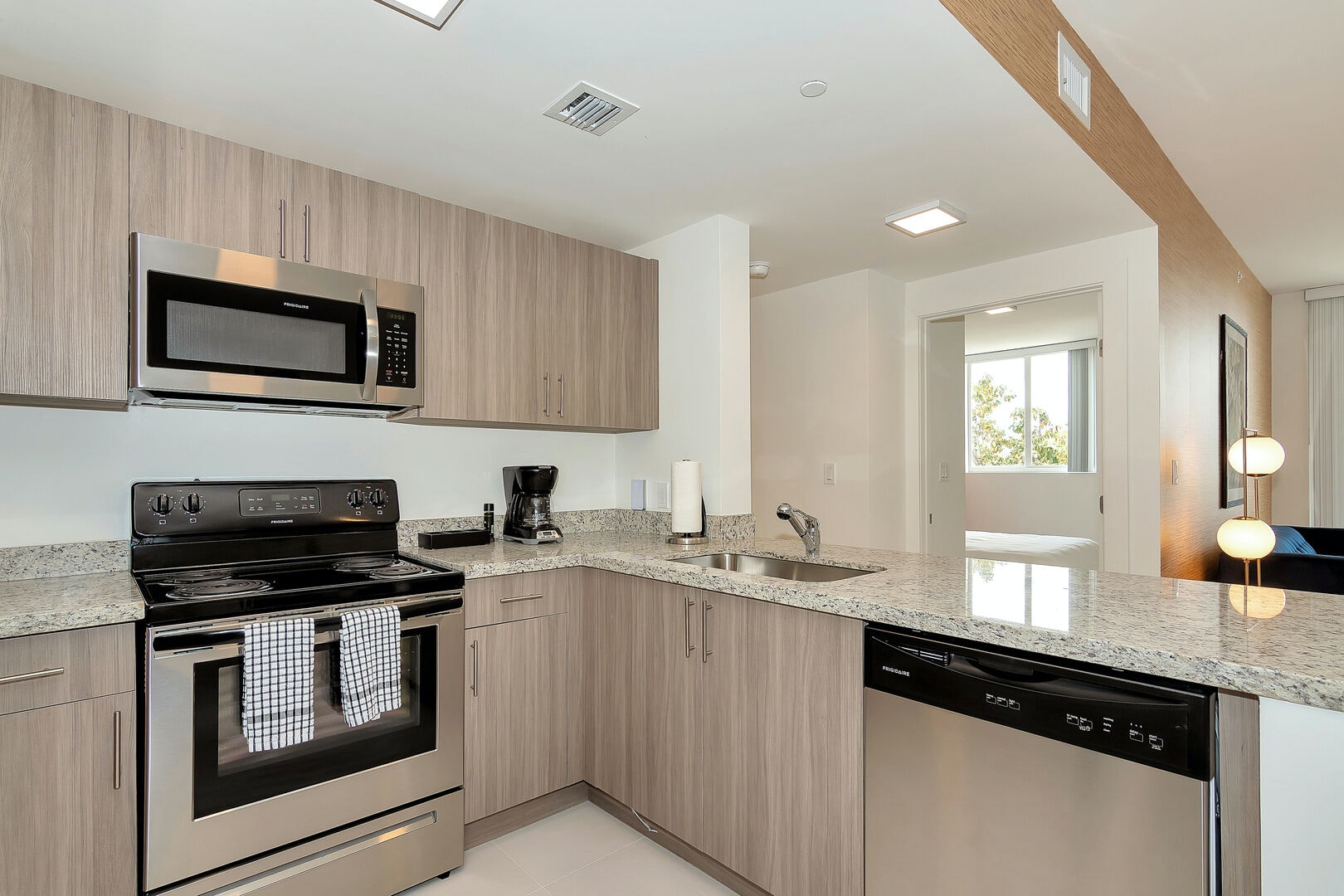 Miami Beach Home 1007101