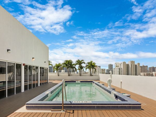 Miami Beach Home 1007105