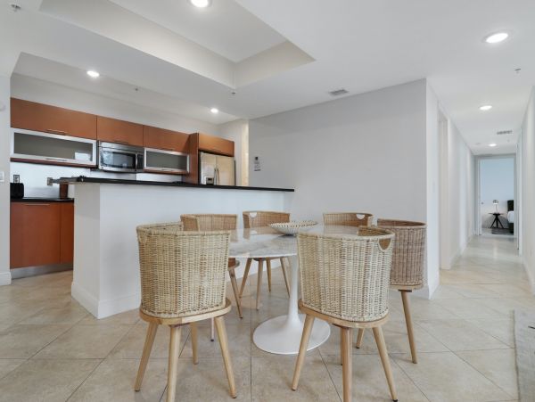 Miami Beach Home 1007105