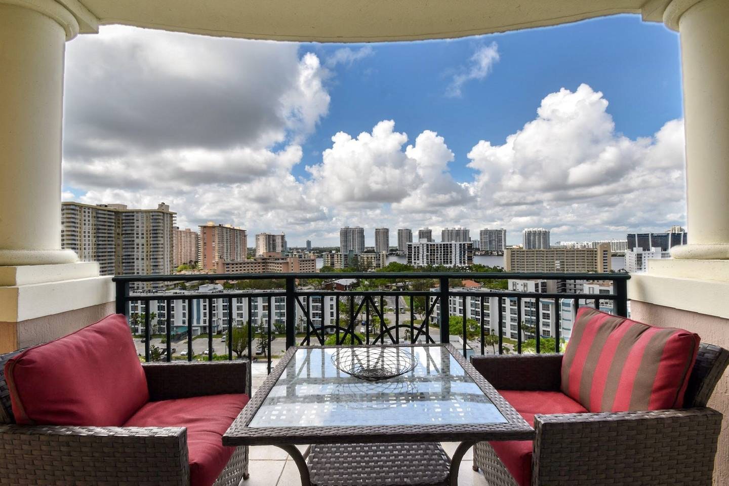 Miami Beach Home 1007110