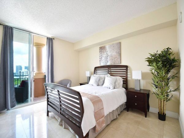 Miami Beach Home 1007110