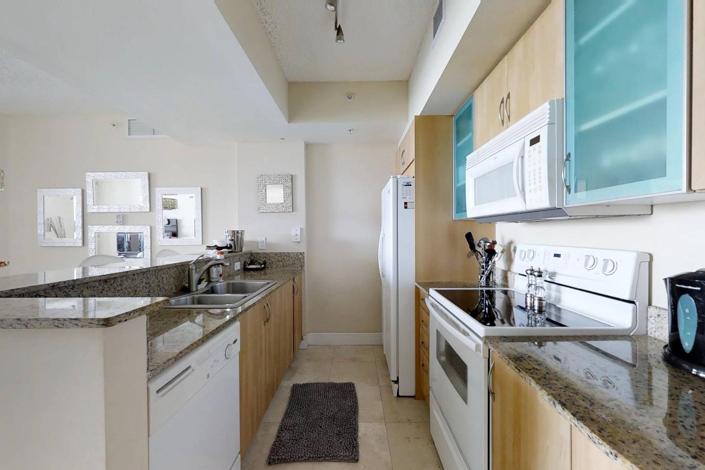Miami Beach Home 1007110