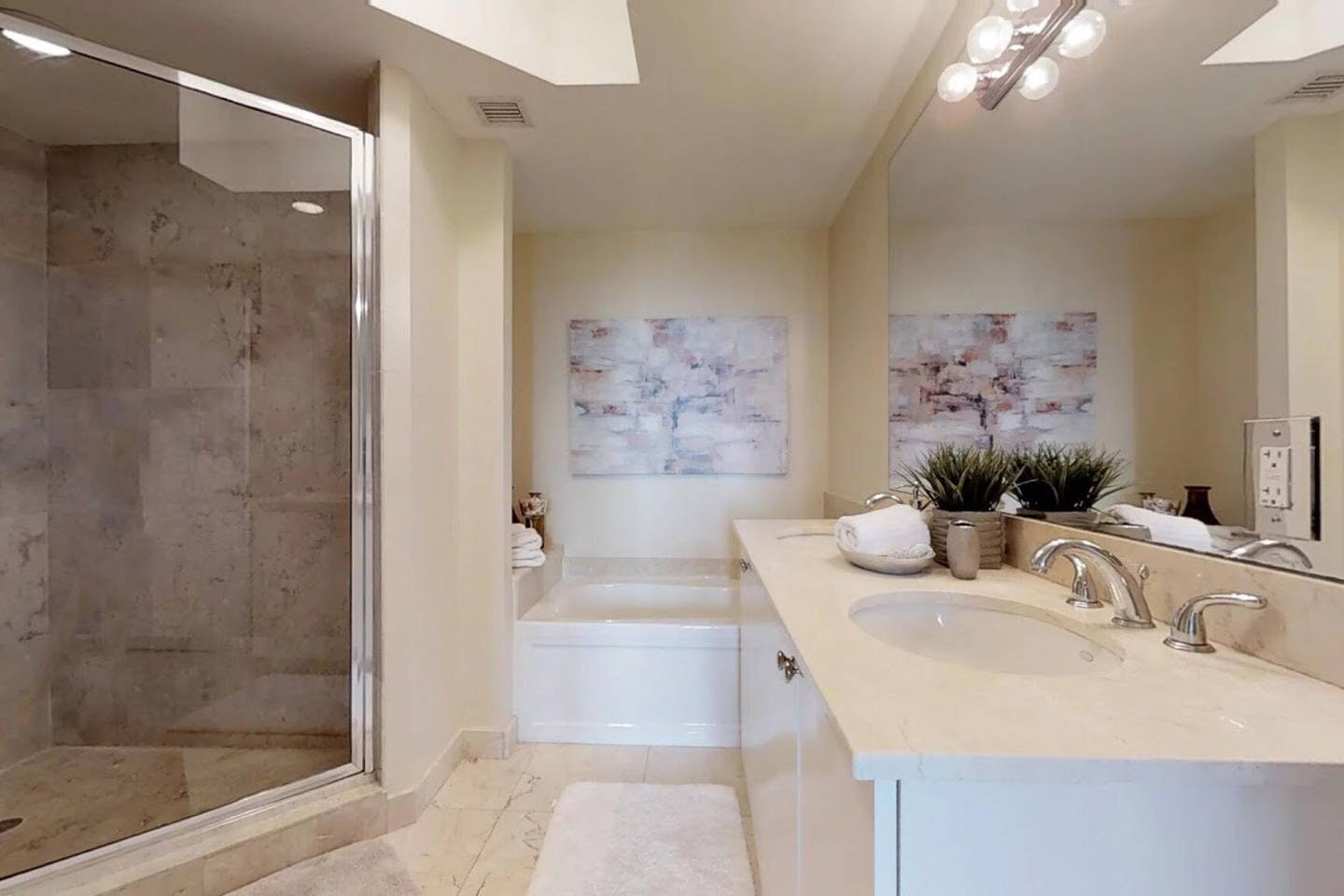 Miami Beach Home 1007110