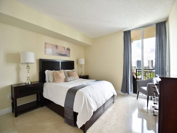 Miami Beach Home 1007110