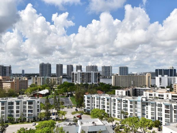 Miami Beach Home 1007110