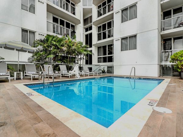 Miami Beach Home 1007122
