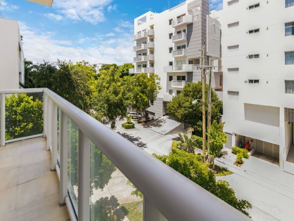 Miami Beach Home 1007122