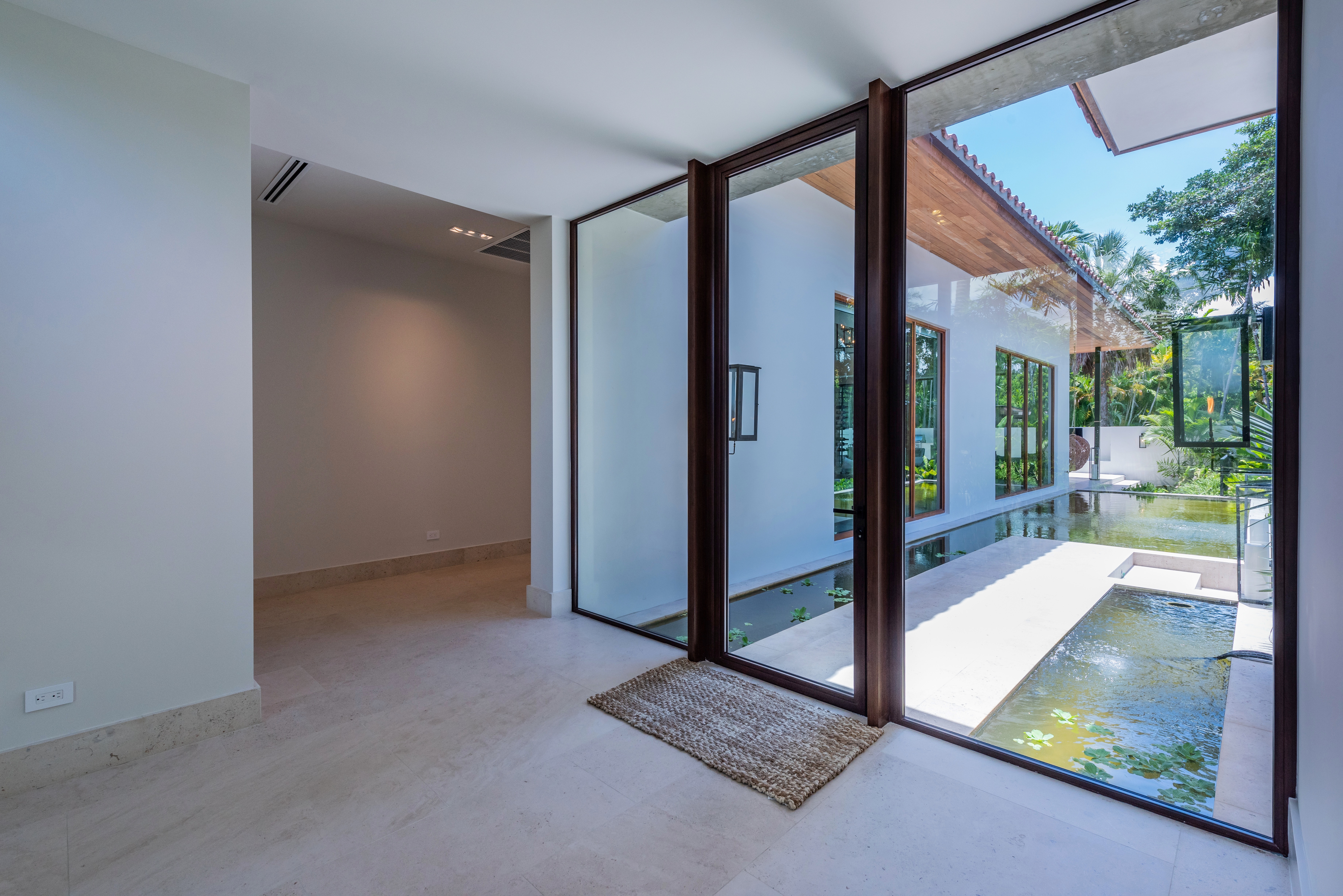 Miami Beach Home 1007127