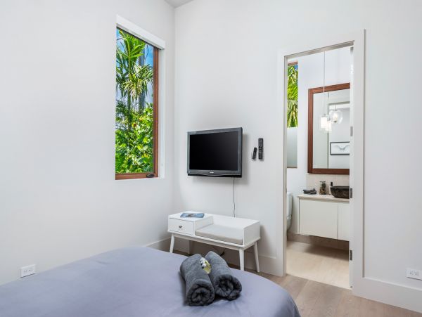 Miami Beach Home 1007127