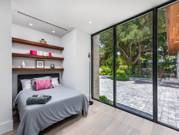 Miami Beach Home 1007127