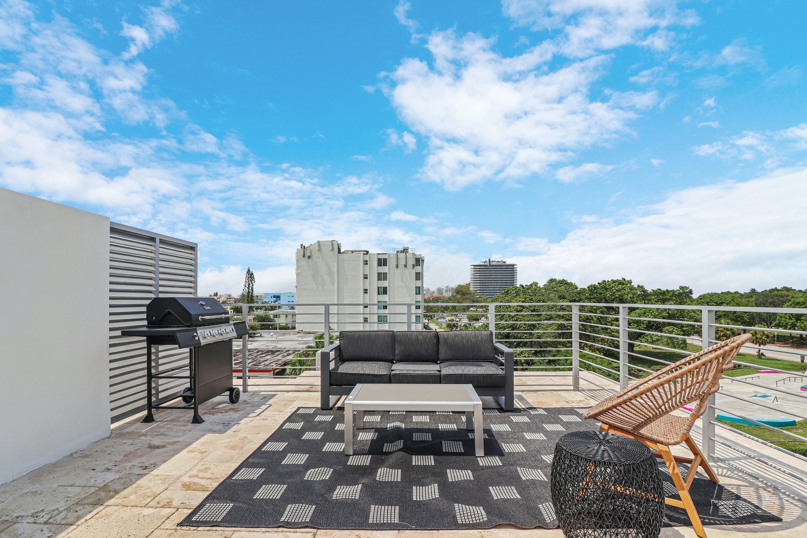 Miami Beach Home 1007128