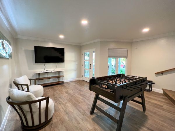 Walk to Beach Vacation Home Four Bedroom in Holmes Beach
