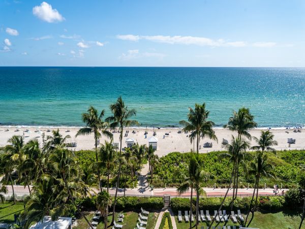 Miami Beach Condo Right Across from Beach
