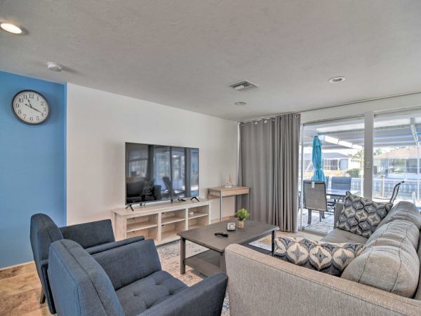 Bradenton Beach Waterfront Vacation Home Pool & Boat Dock