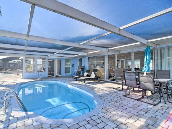 Bradenton Beach Waterfront Vacation Home Pool & Boat Dock