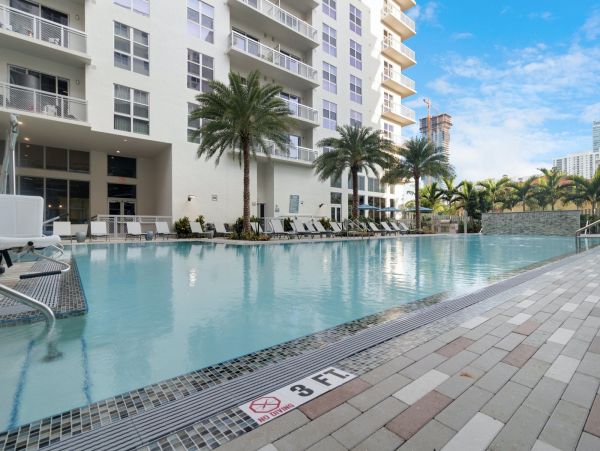 Miami Beach Home 1007150