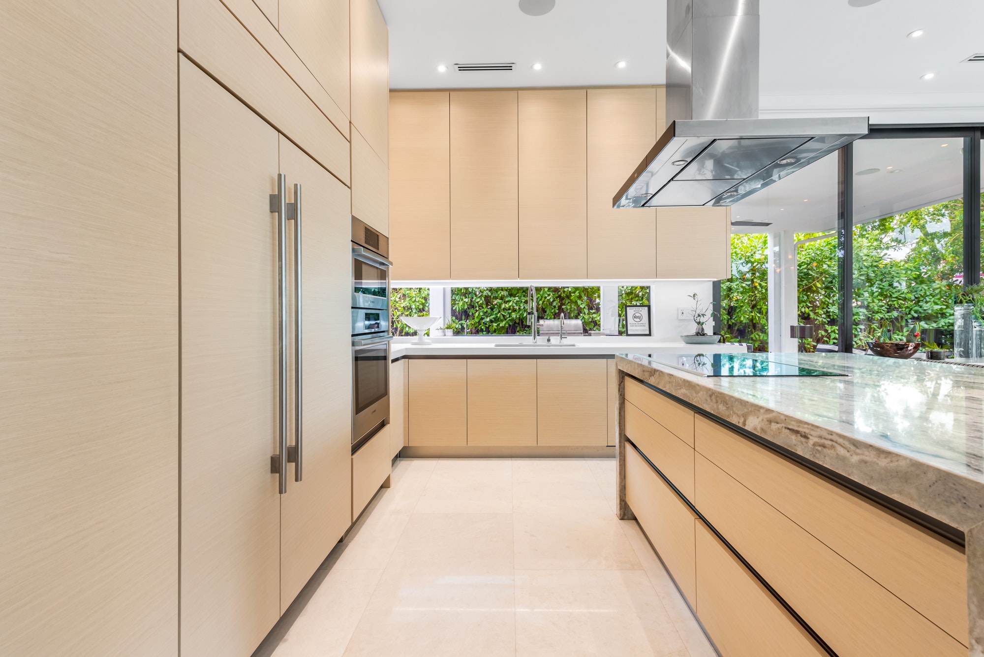 Miami Beach Home 1007157